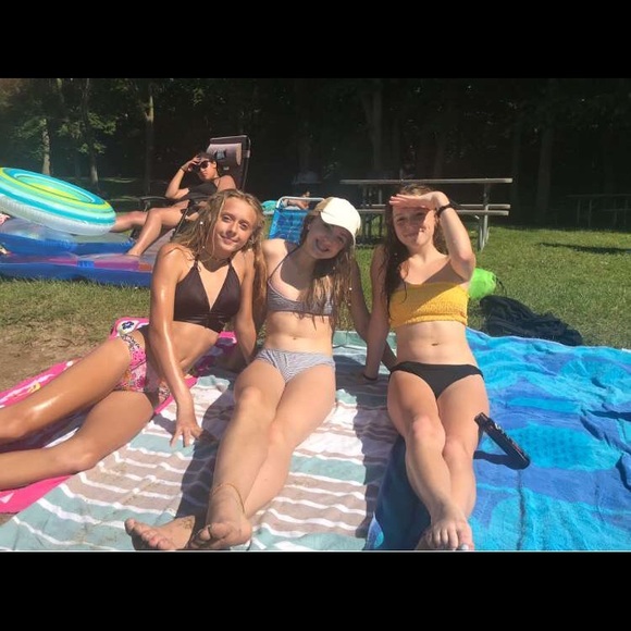 Meet your Posher, Kenna - Picture 1 of 1